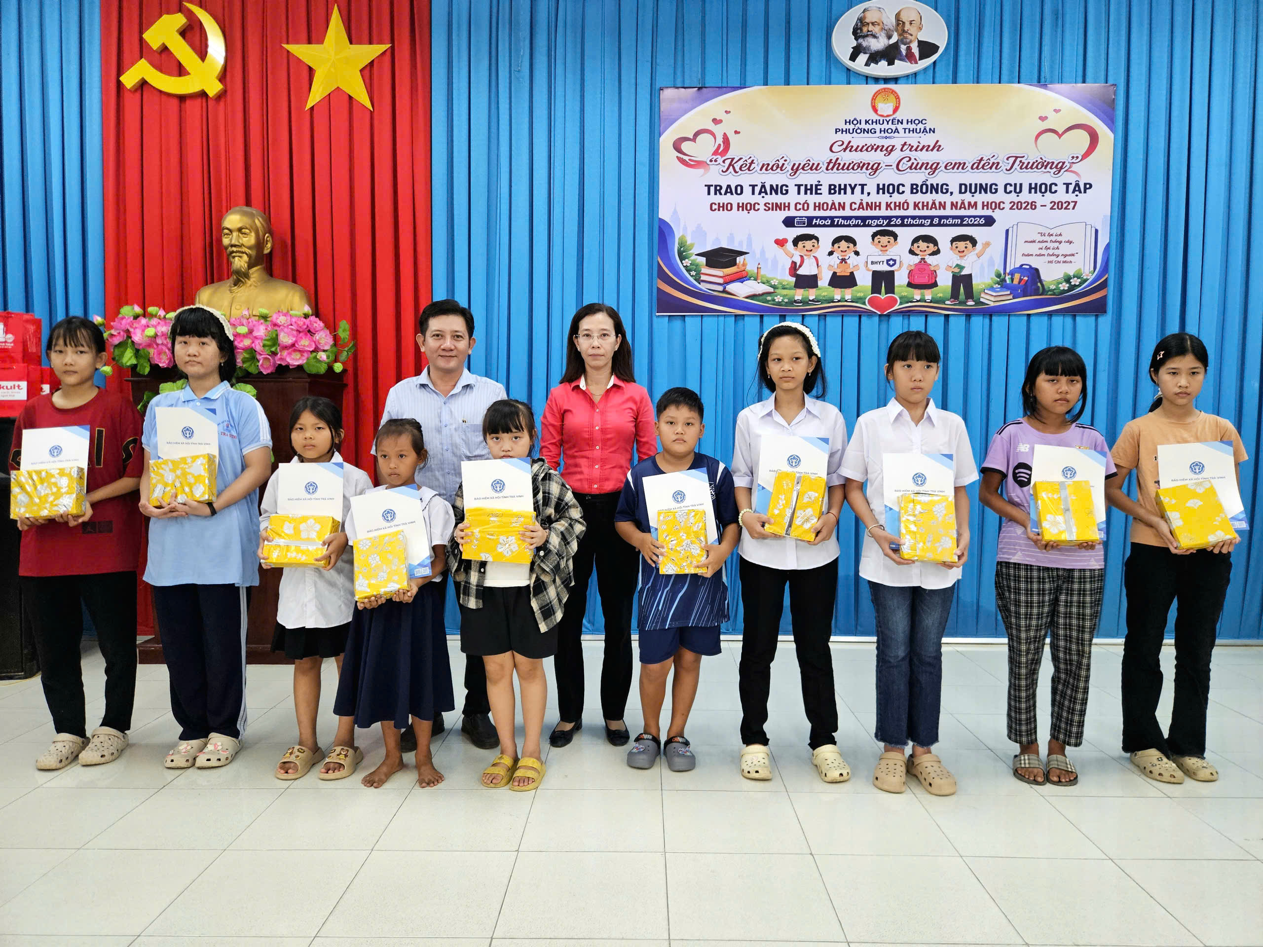 Hội Khuyến học phường Hòa Thuận tổ chức Chương trình Kết nối yêu thương – Cùng em đến Trường