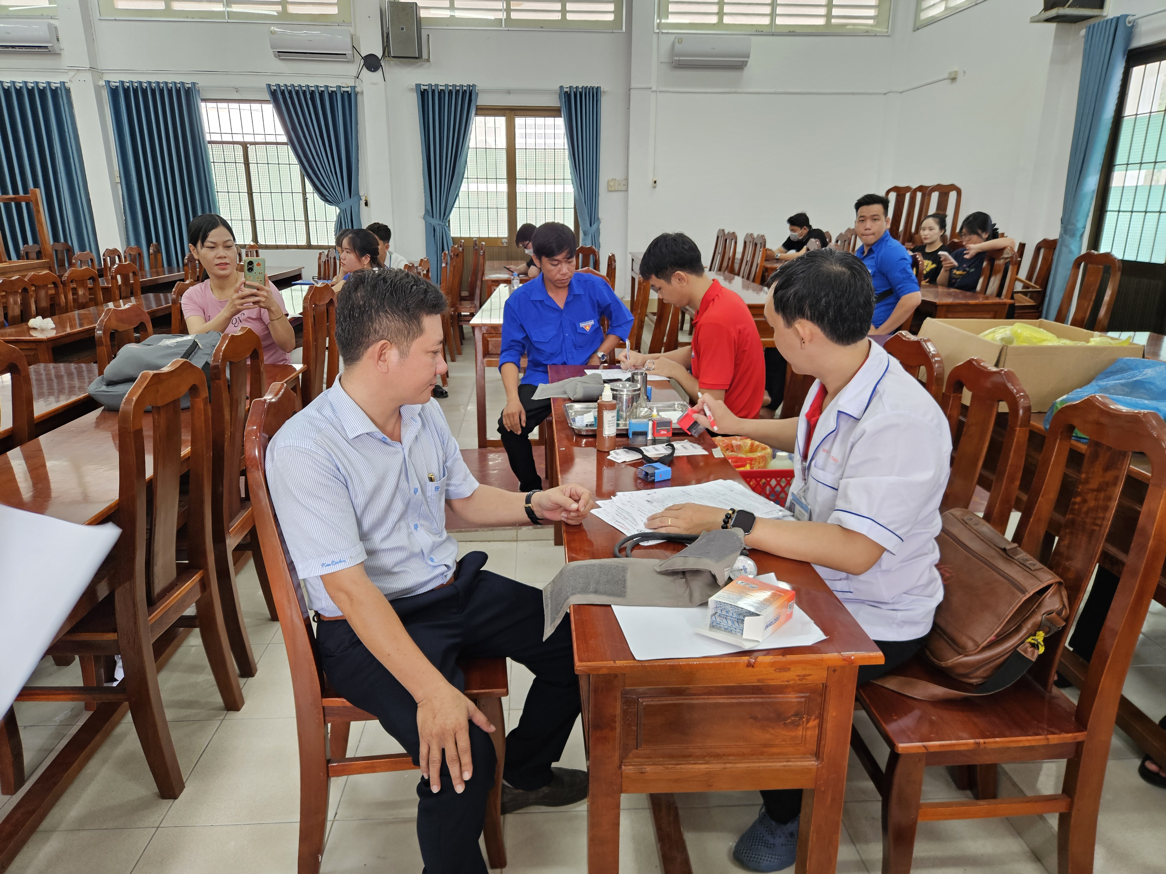 Hội chữ thập đỏ phường hòa thuận tổ chức hiến máu tình nguyện