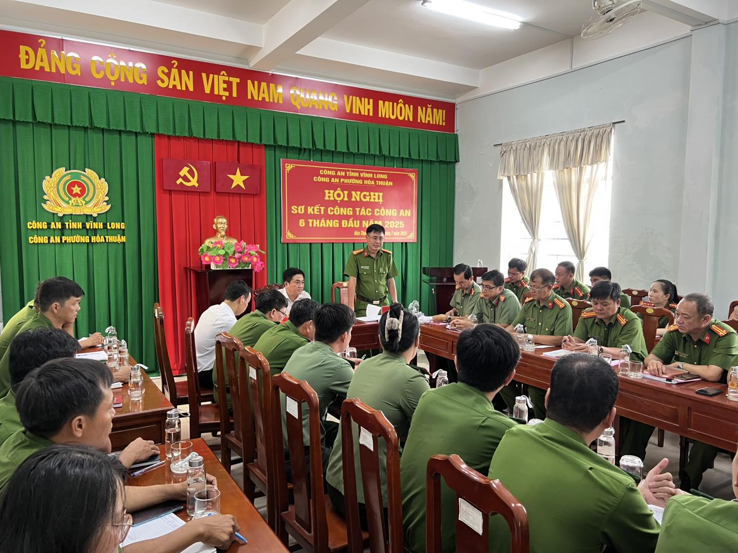 Công an phường Hòa Thuận tổ chức Hội nghị sơ kết Công tác Công an 06 tháng đầu năm 2025