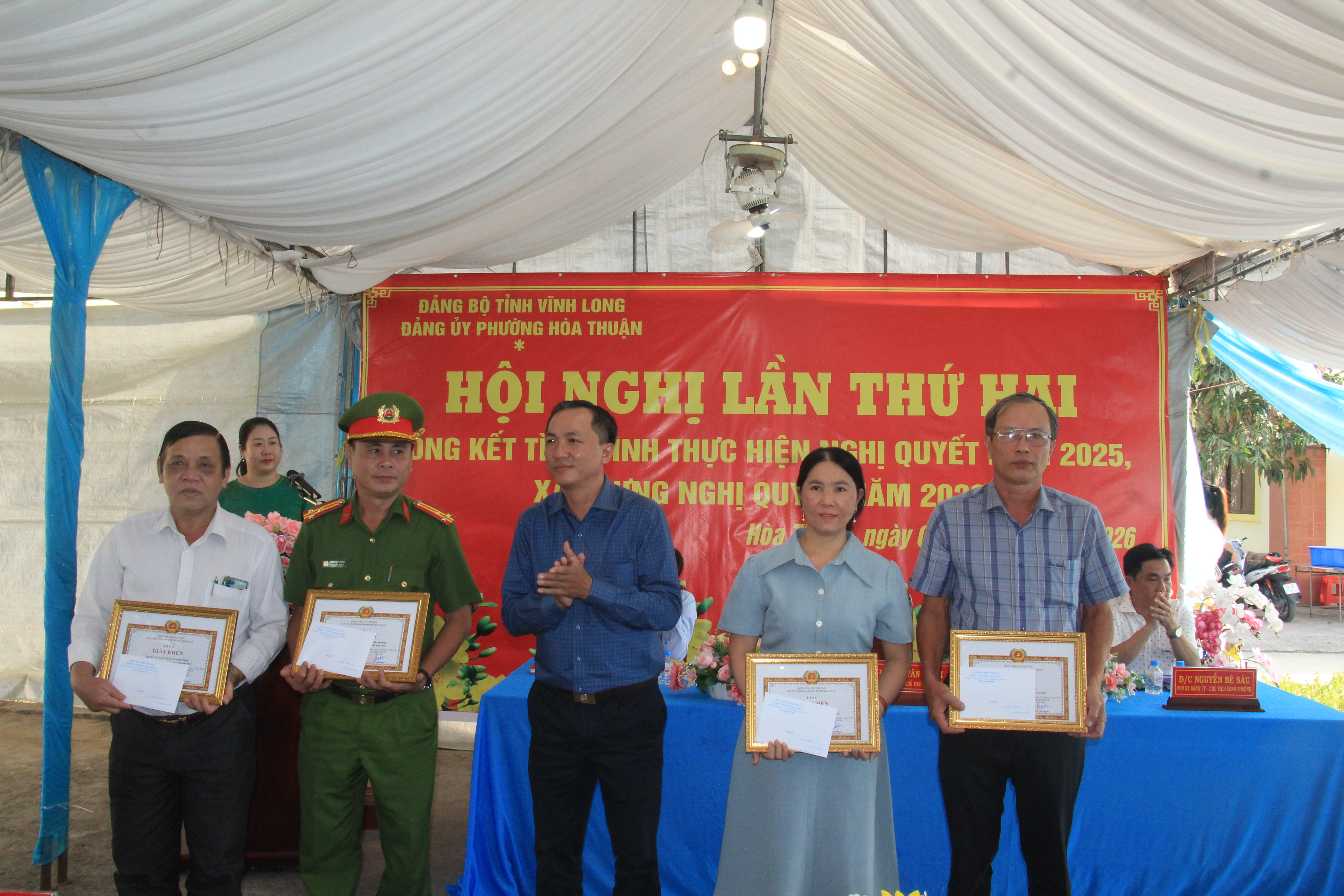 Đảng ủy phường Hòa Thuận tổ chức Hội nghị tổng kết thực hiện Nghị quyết năm 2025, xây dựng Nghị quyết năm 2026