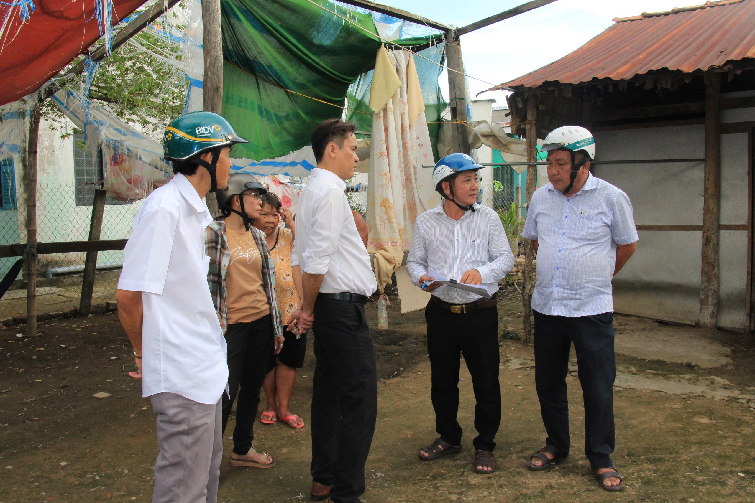 Phường Hòa Thuận khảo sát thực trạng nhà ở, chăm lo đời sống hộ nghèo